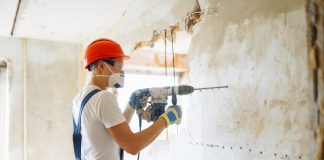 demolare perete apartament